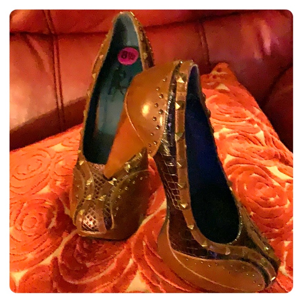 Ladies Snakeskin Brown Leather Studded